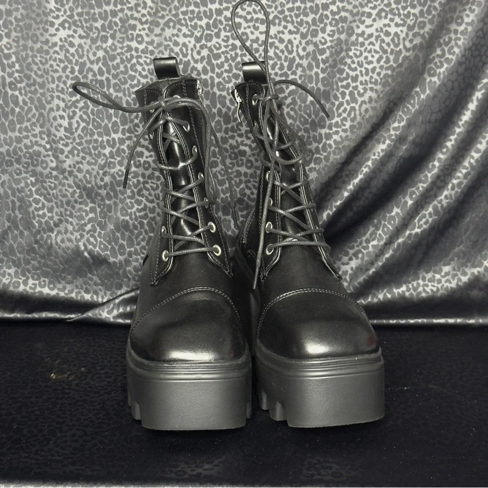 Black Platform Combat Boots - Women's Lace-Up Zipper Boots